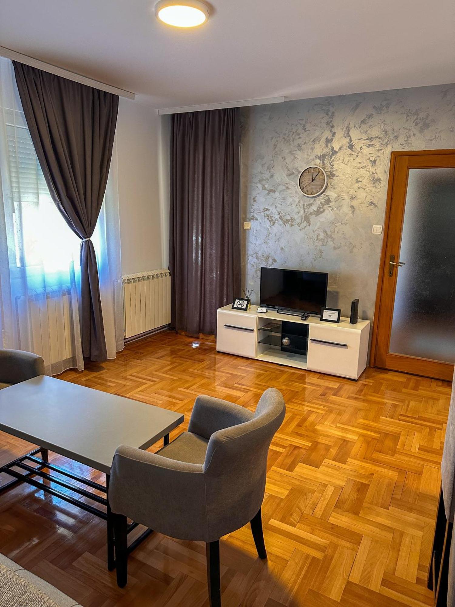 Green Garden Apartments Surčin Kültér fotó
