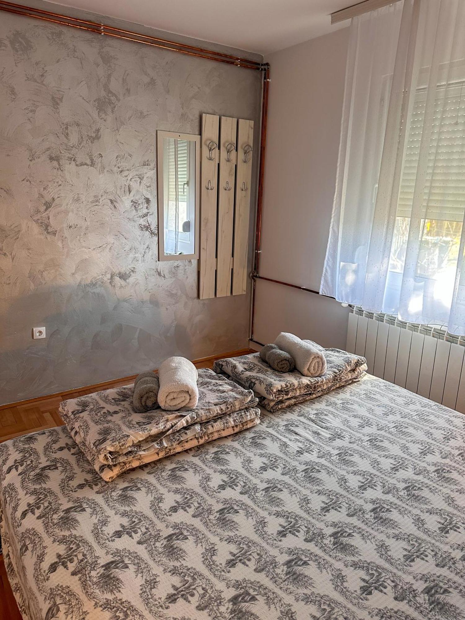 Green Garden Apartments Surčin Kültér fotó
